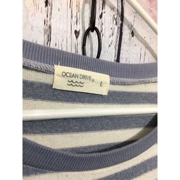 Ocean Drive Soft Fuzzy Sweater Top Size L Gray & White ❄️❄️ - Picture 8 of 11